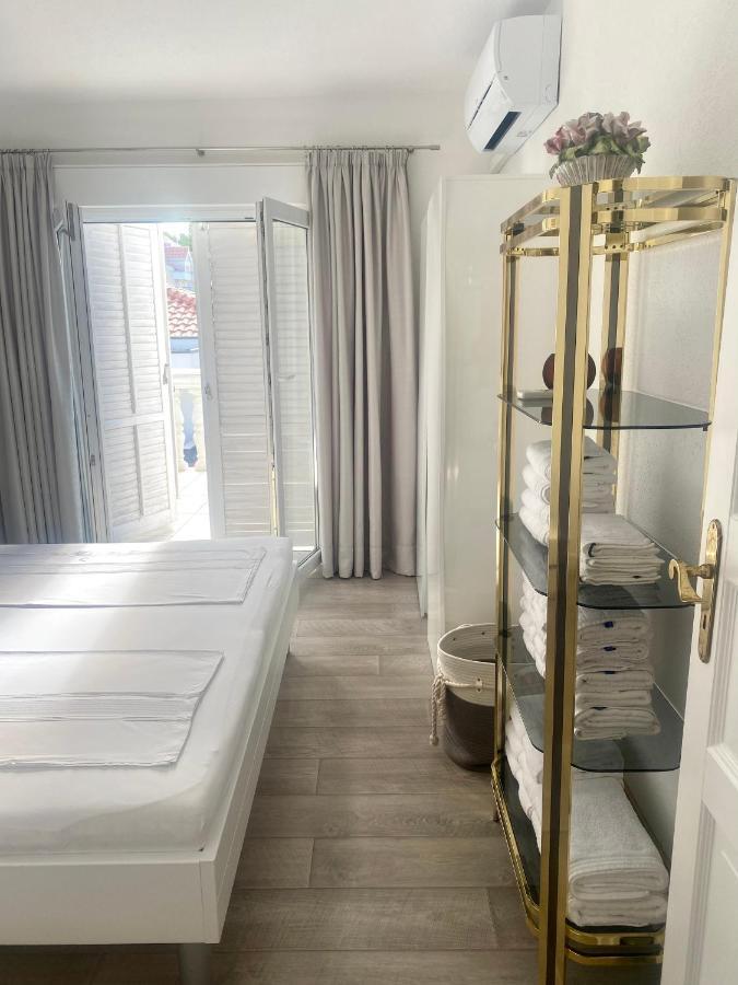 Villa Diana Kastela Bagian luar foto
