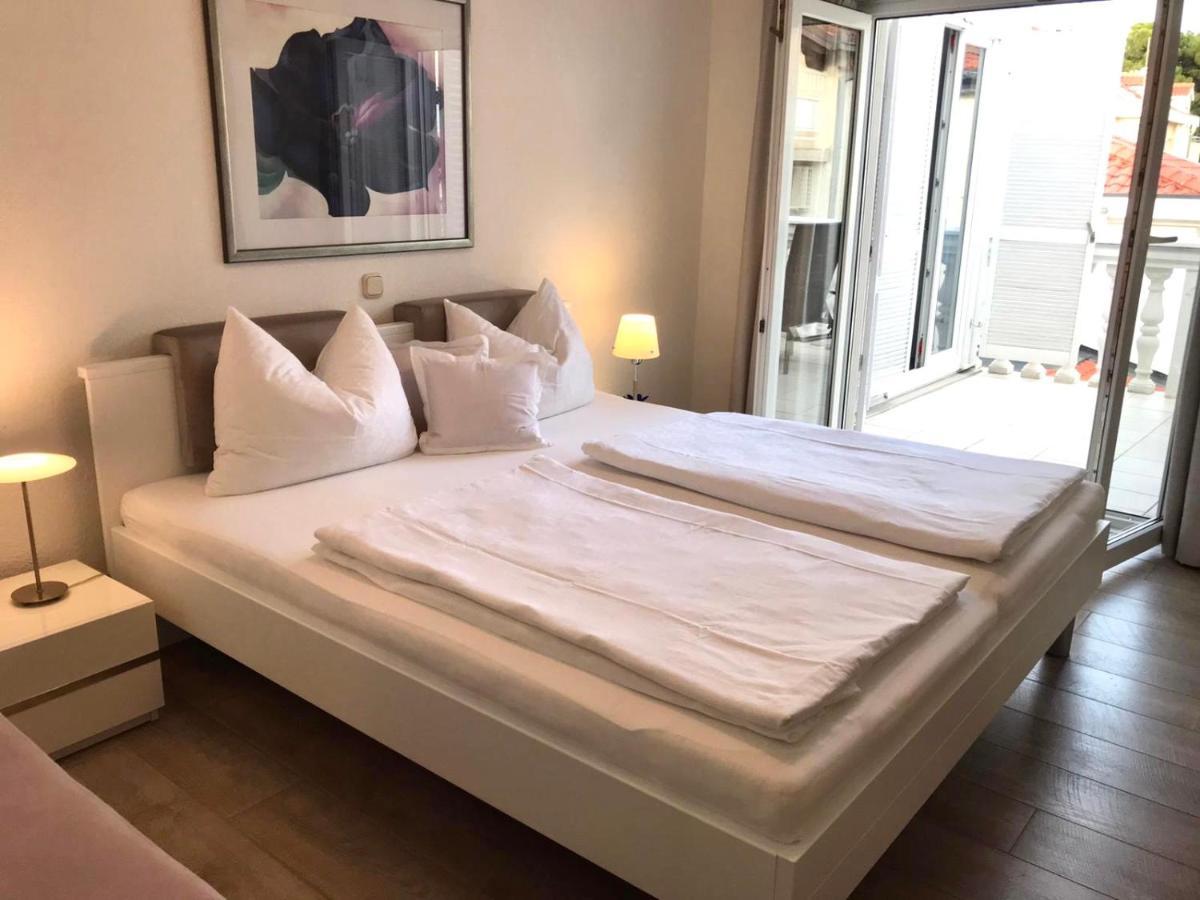 Villa Diana Kastela Bagian luar foto