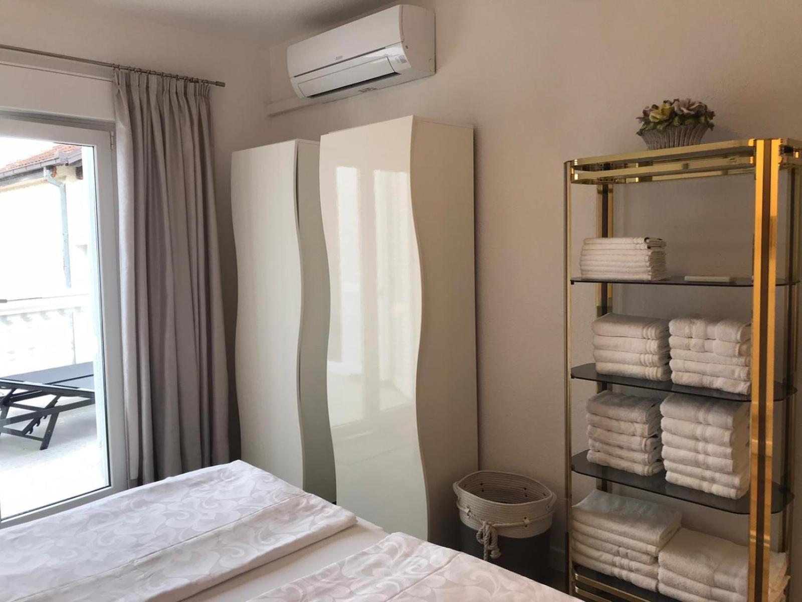 Villa Diana Kastela Bagian luar foto