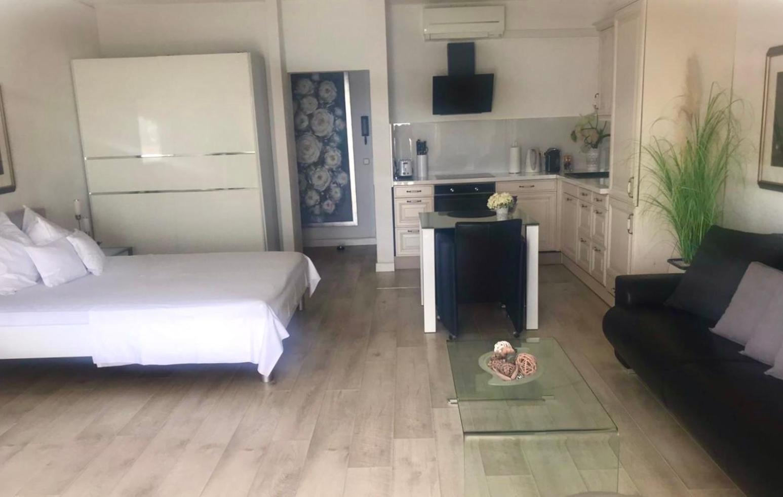 Villa Diana Kastela Bagian luar foto
