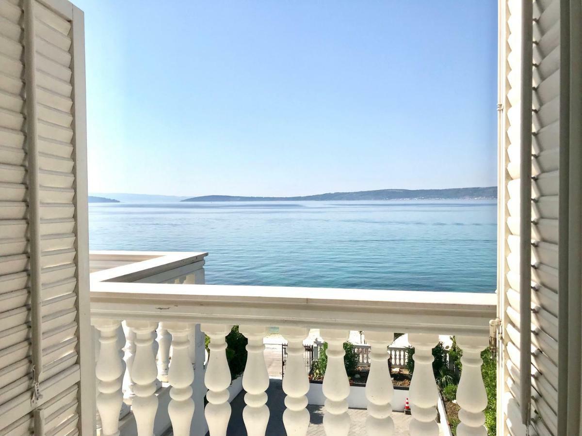 Villa Diana Kastela Bagian luar foto